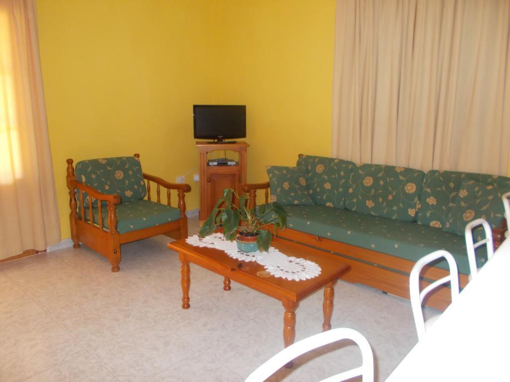 Apartamentos La Banda Playa de Santiago  Bagian luar foto