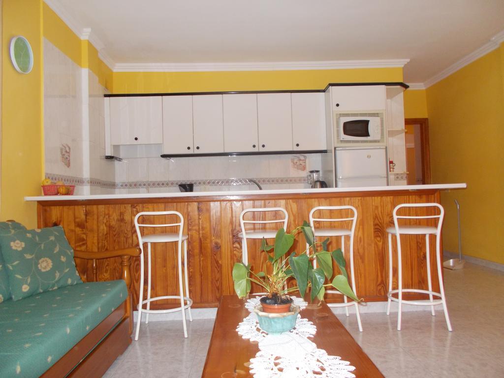 Apartamentos La Banda Playa de Santiago  Bagian luar foto